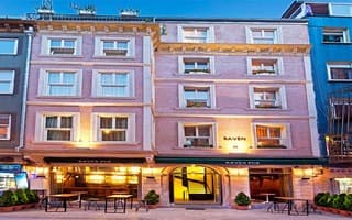 Raven Istanbul Suites
