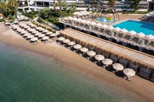Adin Beach Hotel