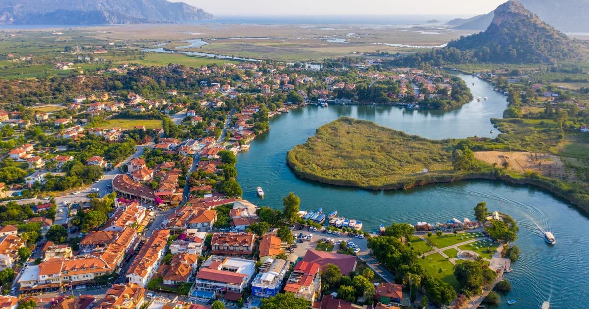 Dalyan Discovery: Mud Baths, Rock Tombs & Turtle Beach