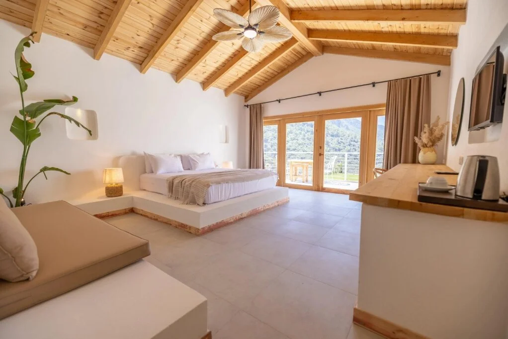 Bungalow Room